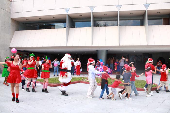 N10 y Santa Claus 2025