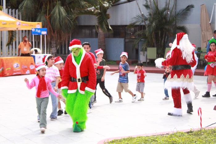 N10 y Santa Claus 2025