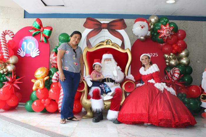 N10 y Santa Claus 2025