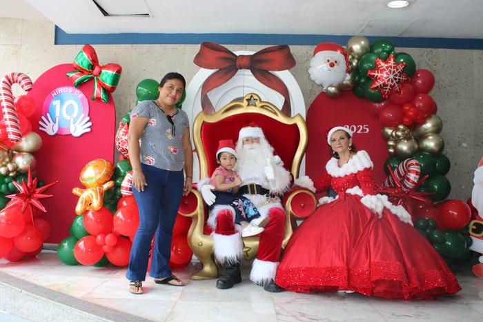 N10 y Santa Claus 2025