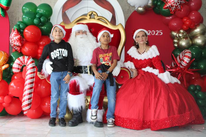 N10 y Santa Claus 2025