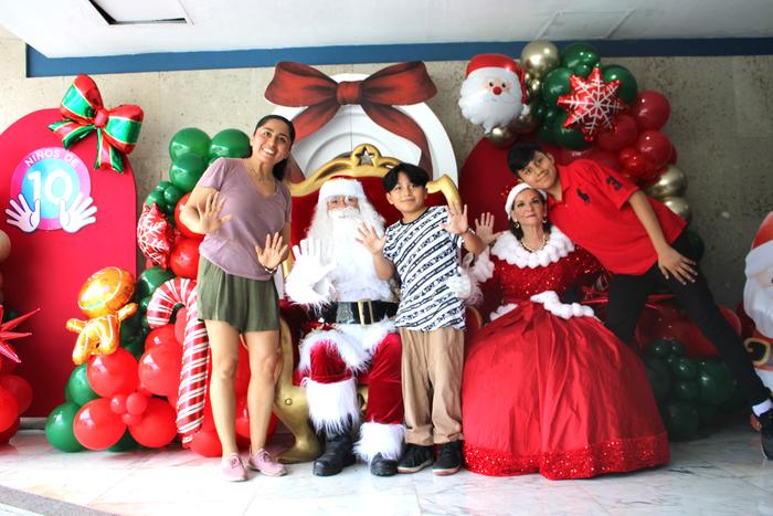 N10 y Santa Claus 2025