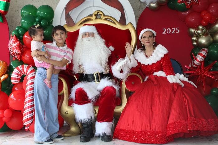 N10 y Santa Claus 2025