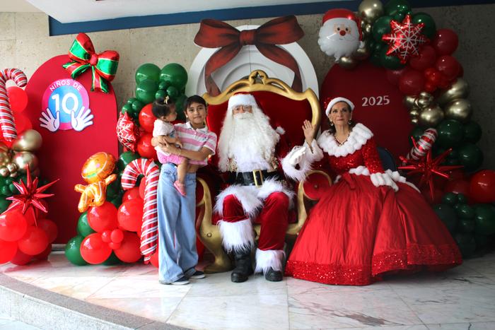N10 y Santa Claus 2025