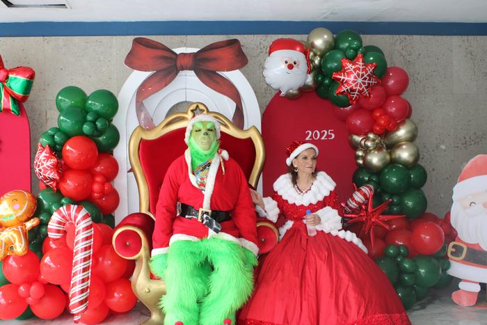 N10 y Santa Claus 2025