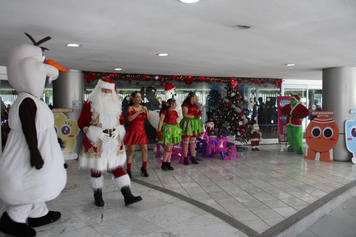 N10 y Santa Claus 2025