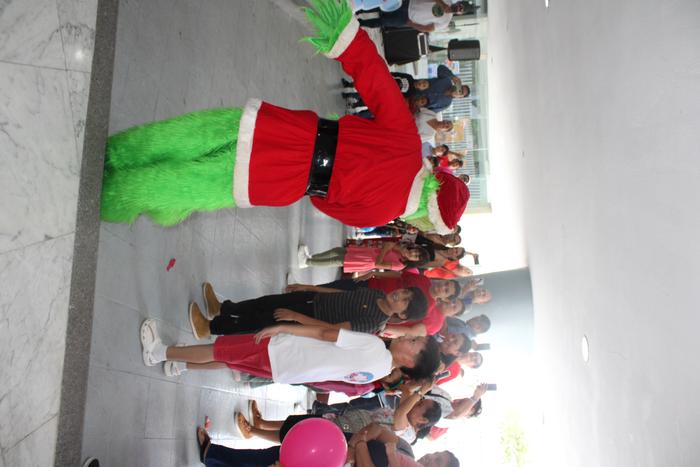 N10 y Santa Claus 2025