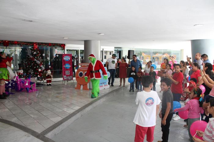 N10 y Santa Claus 2025
