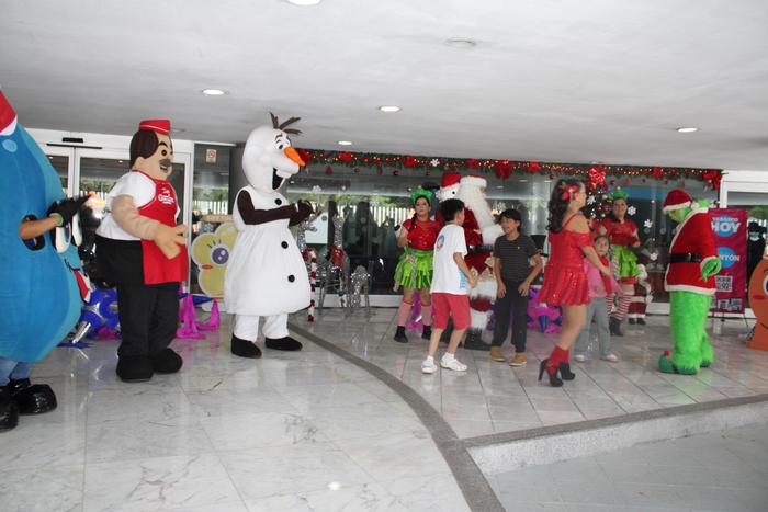 N10 y Santa Claus 2025