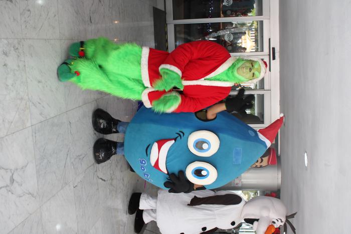 N10 y Santa Claus 2025