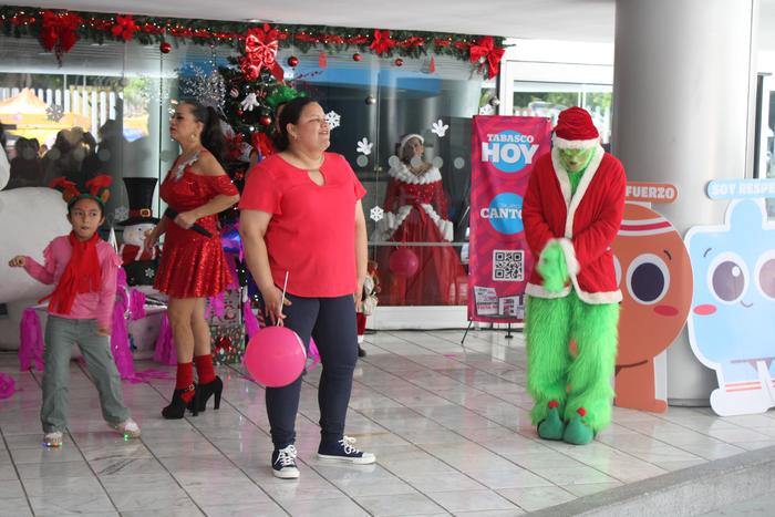 N10 y Santa Claus 2025