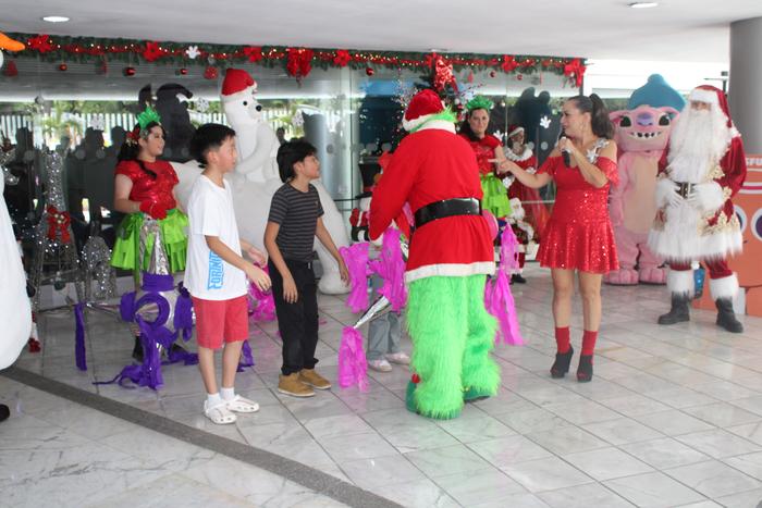 N10 y Santa Claus 2025