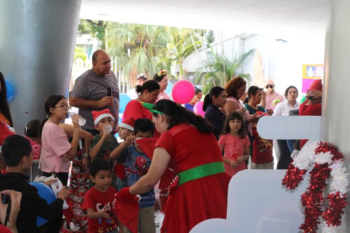 N10 y Santa Claus 2025