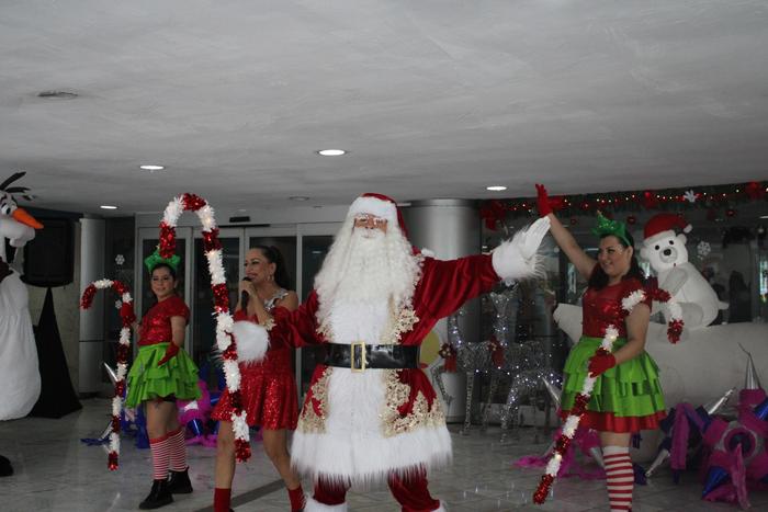 N10 y Santa Claus 2025