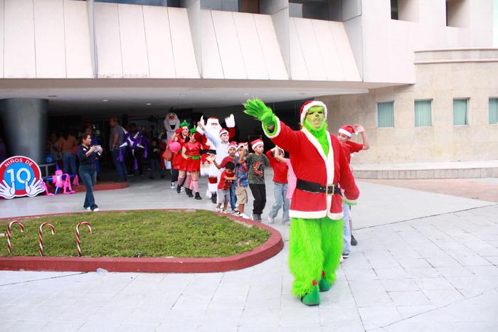 N10 y Santa Claus 2025