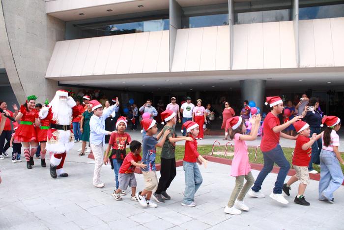 N10 y Santa Claus 2025